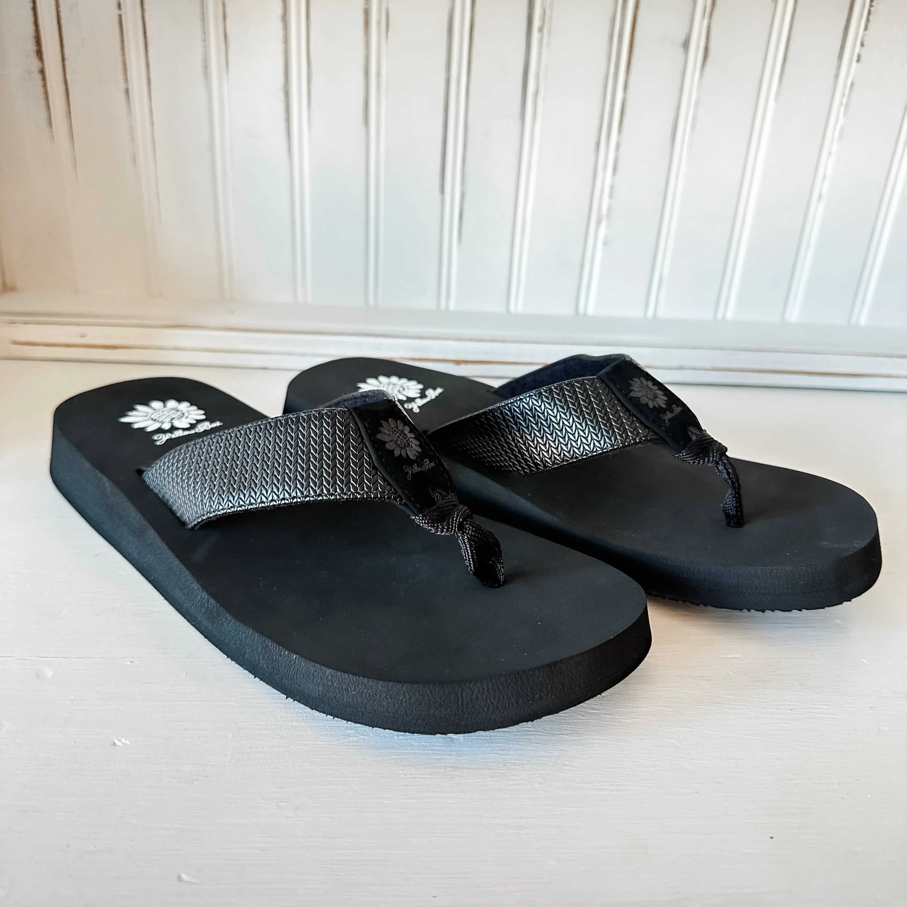 Flance Flip Flop Sandal - Black