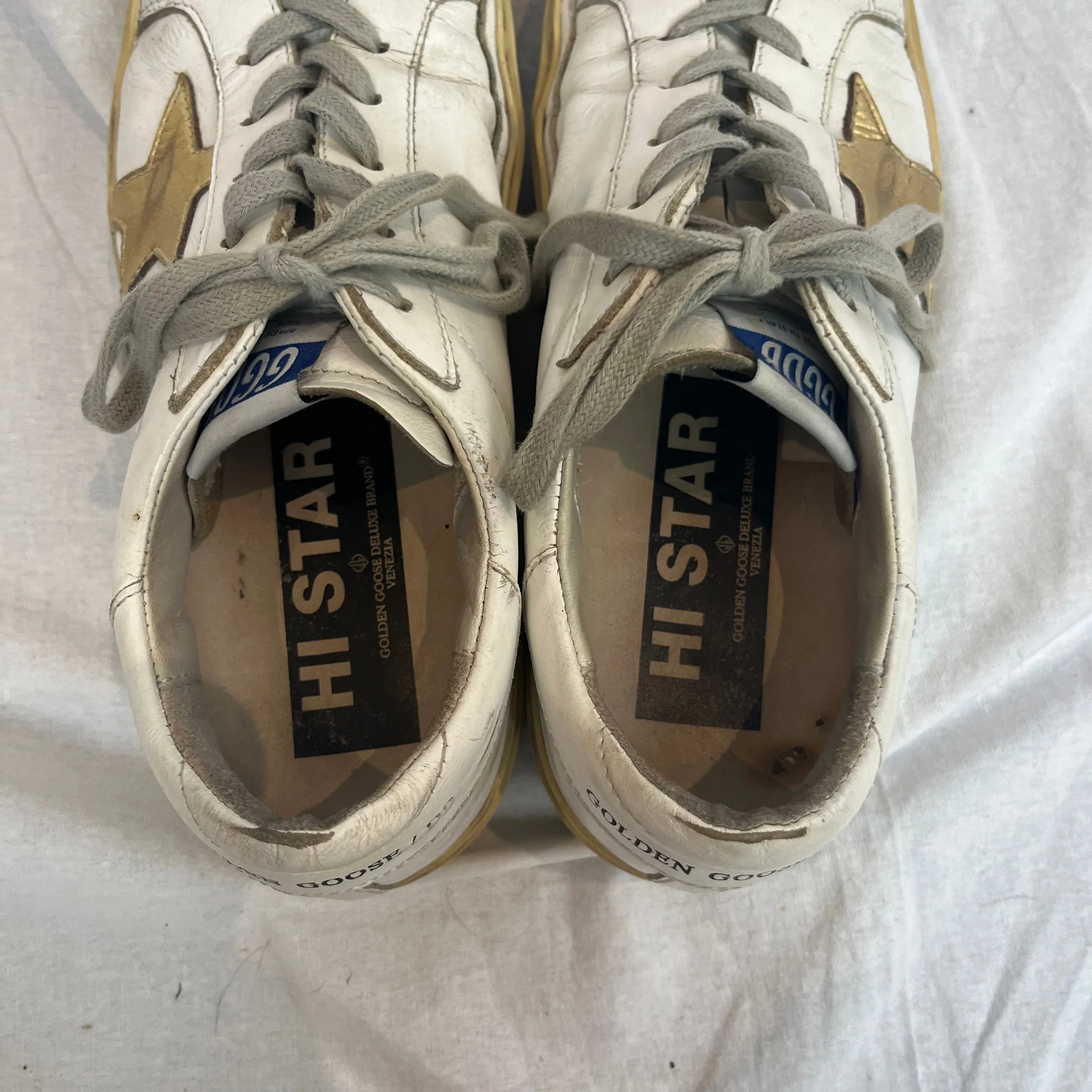 Golden Goose Deluxe Brand White & Gold Hi Star Sneakers - Size 38