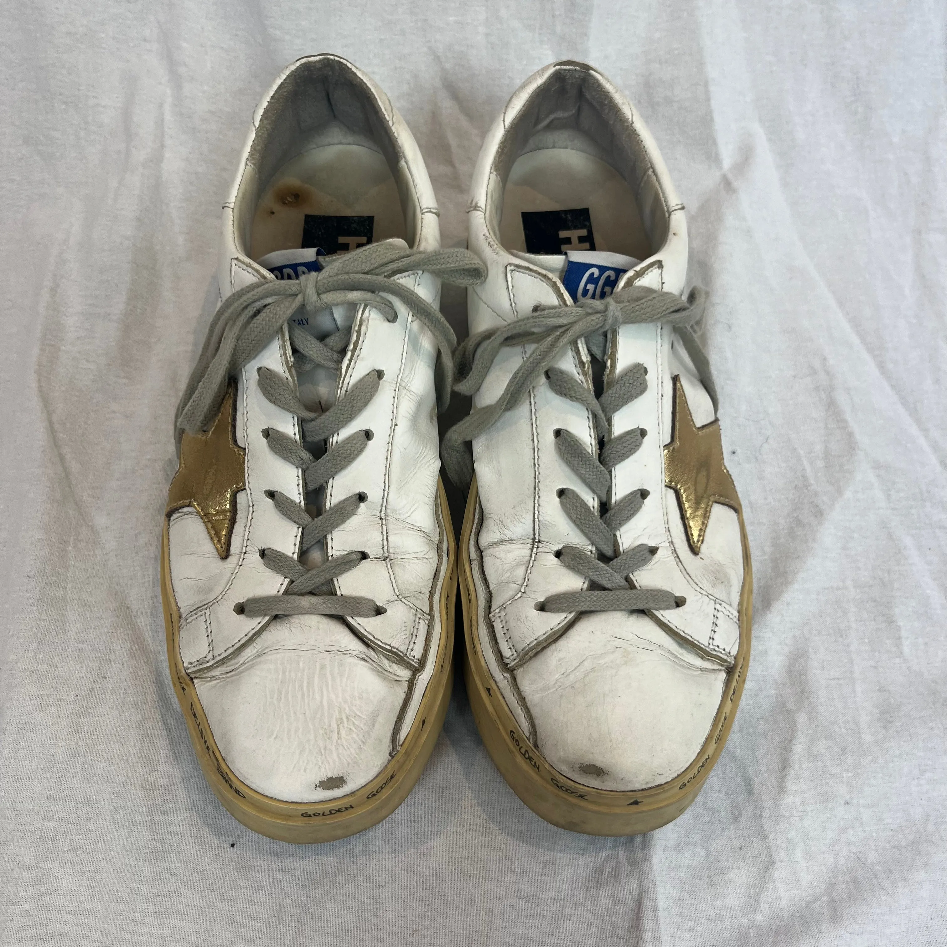 Golden Goose Deluxe Brand White & Gold Hi Star Sneakers - Size 38