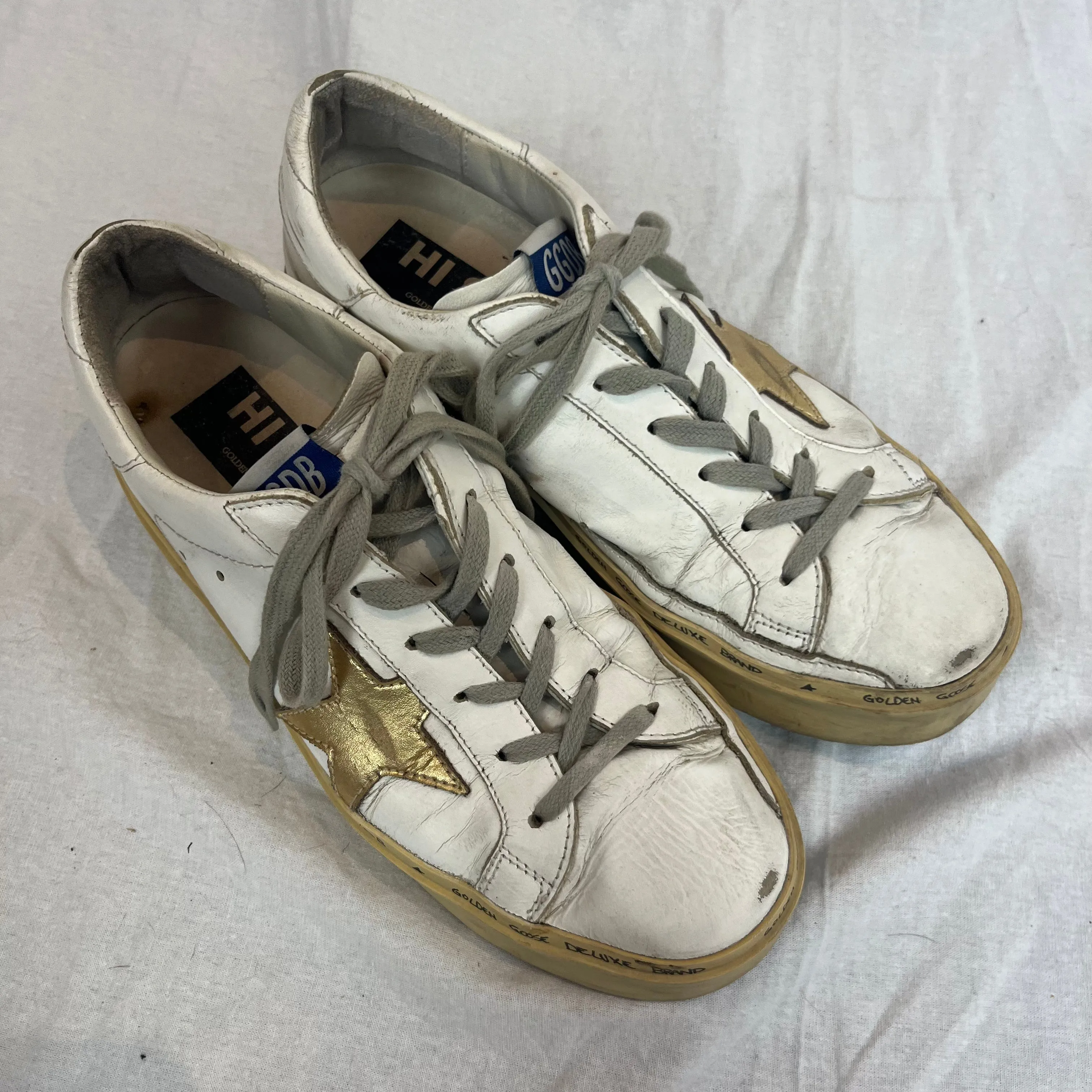 Golden Goose Deluxe Brand White & Gold Hi Star Sneakers - Size 38