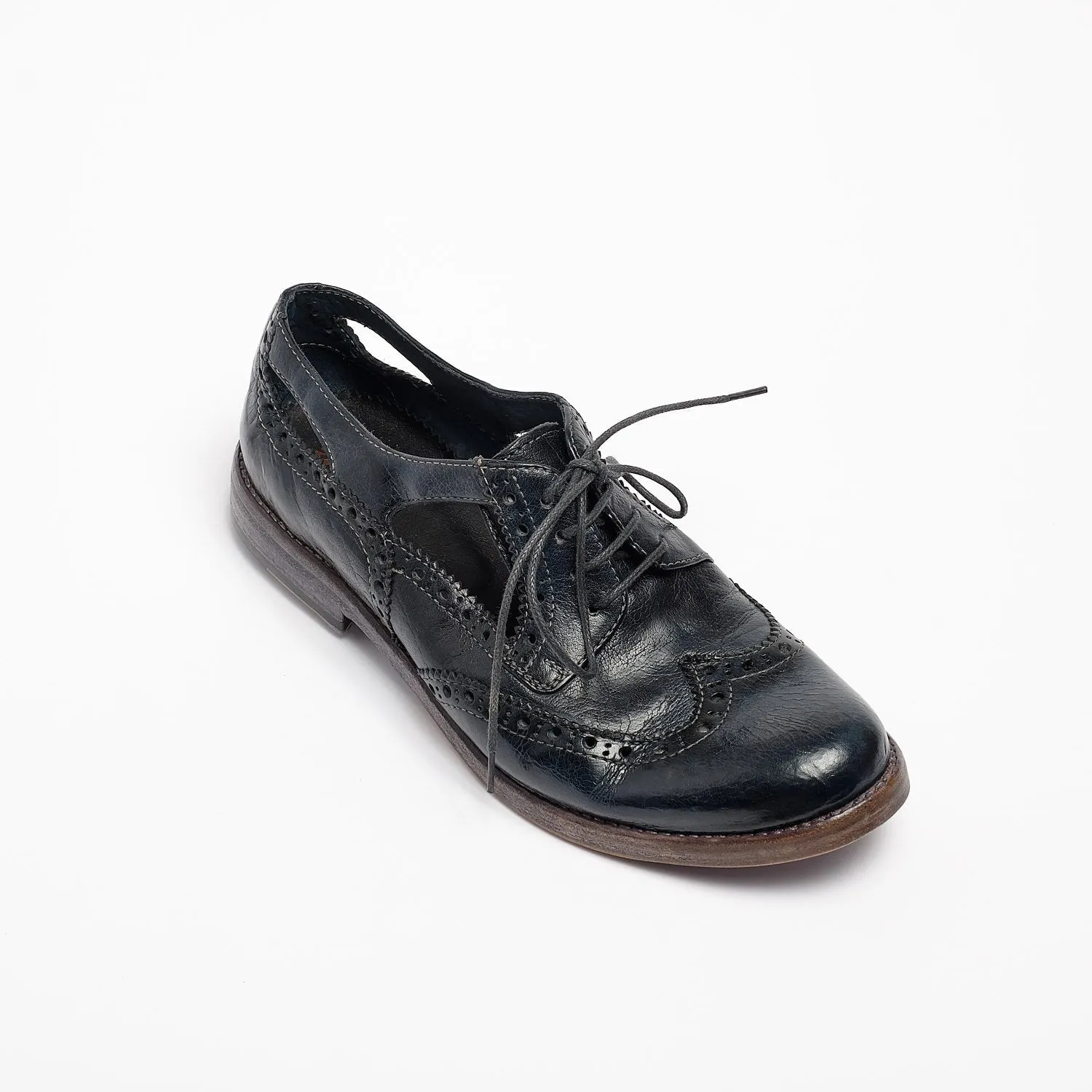 Madeline Laced side open Shoes natural vacchetta leather dark navy